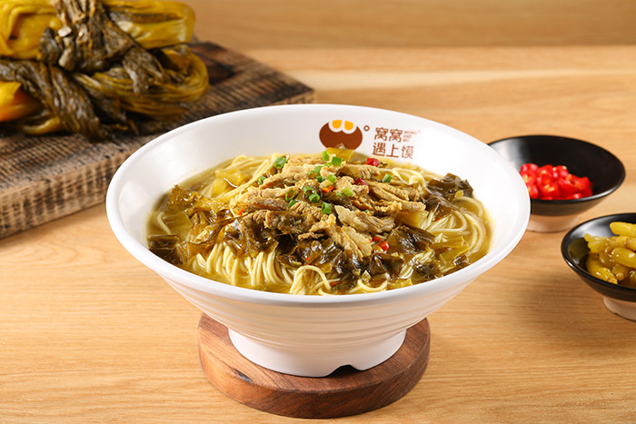 酸菜肉絲面